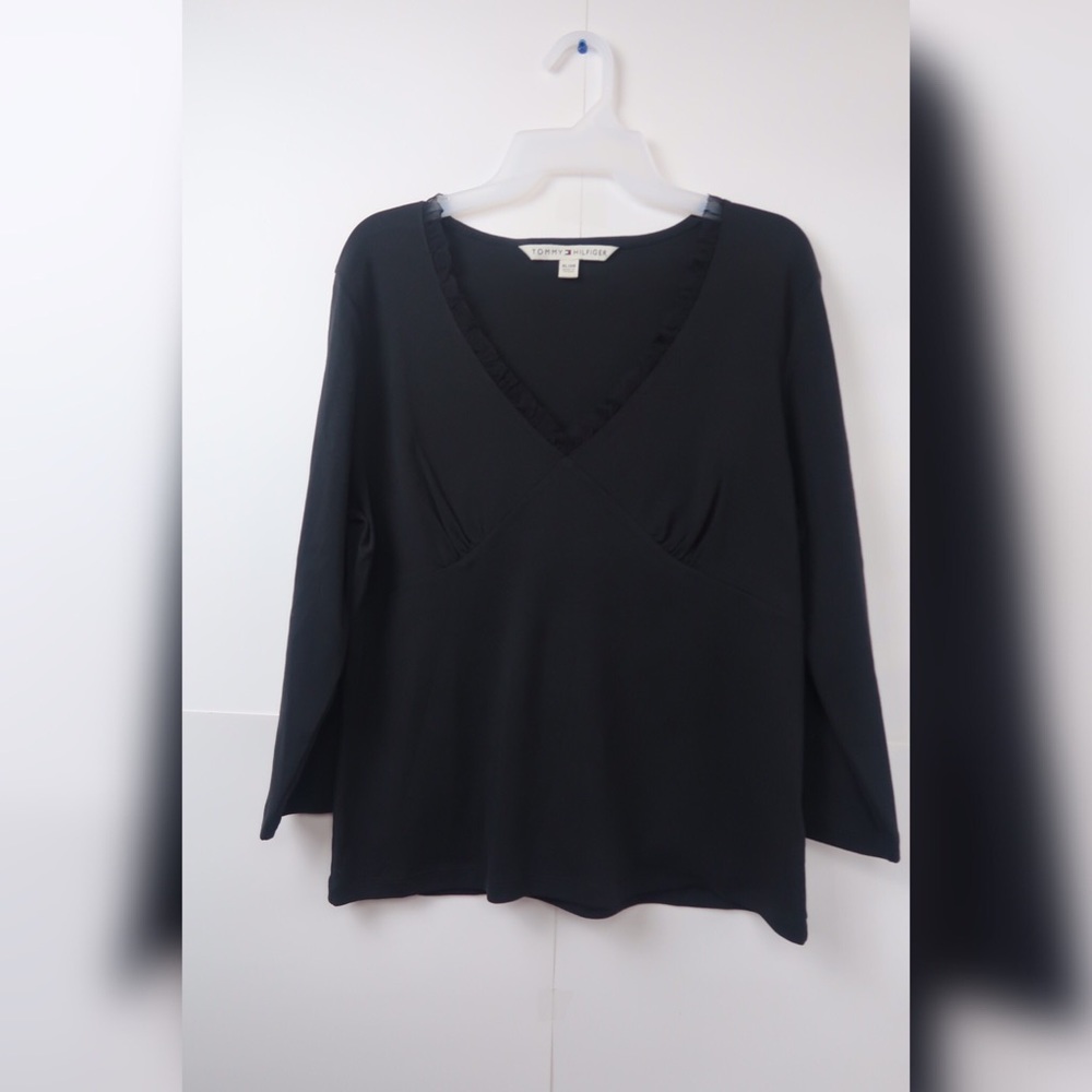 Tommy Hilfiger Women’s Black Long Sleeves Top XL